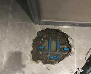 河东阳台漏水维修公司分享下暖气管道漏水的原因有哪些